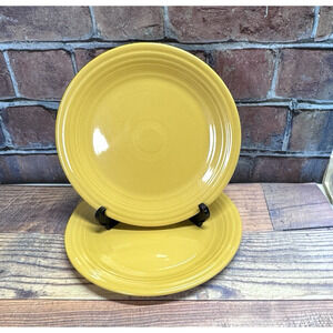2 Vtg Fiestaware Dinner Plates Homer Laughlin Yellow (Antique Gold?) 1937-1969‎
